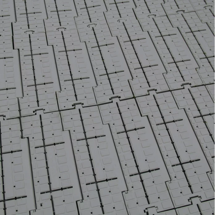 PREMIUM surenkamos grindys (1 m2)